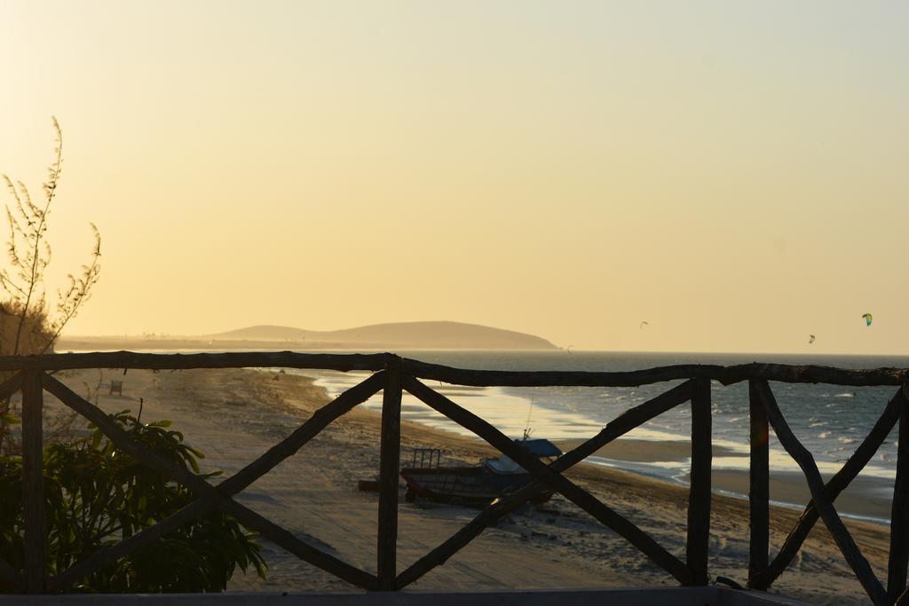 Na Beira Do Mar Pousada Преа Экстерьер фото